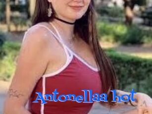 Antonellaa_hot