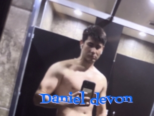 Daniel_devon