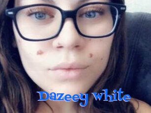 Dazeey_white