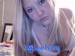 Kylee_Kiss