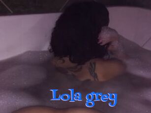 Lola_grey