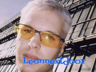 Leonnextdoor