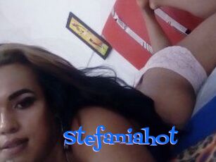 Stefaniahot