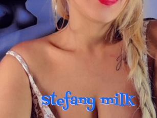 Stefany_milk